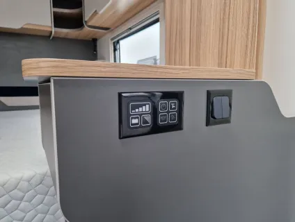 Bailey Discovery Plus D4-4 2024