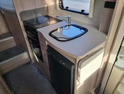 Elddis Sunseeker 194 2024