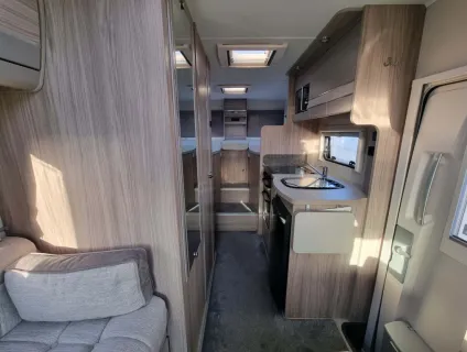 Elddis Sunseeker 194 2024