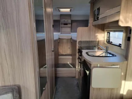 Elddis Sunseeker 194 2024