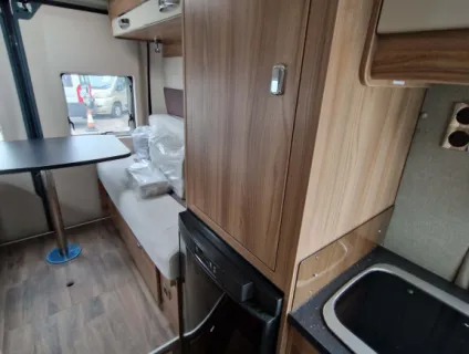 Swift Select 144 2023