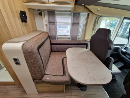 Knaus  SKY I 700 LG 2019