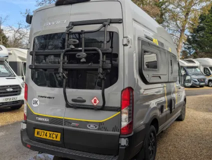 Swift  Trekker 2025
