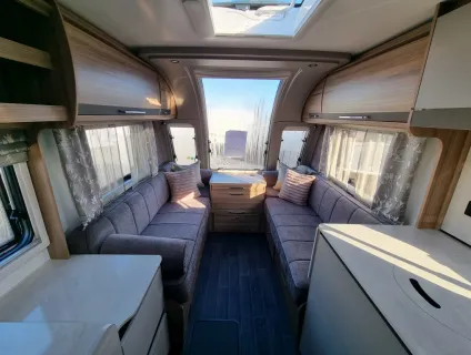 Bailey  Unicorn Deluxe Seville 2025