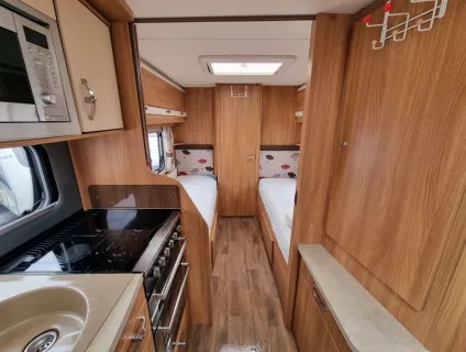 Swift  Challenger SE 565 2014