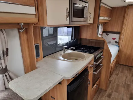 Swift  Challenger SE 565 2014