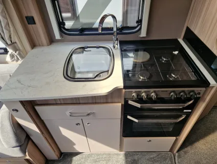 Coachman Acadia 575 2022