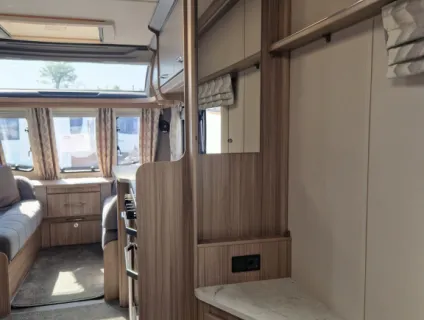 Coachman Acadia 575 2022