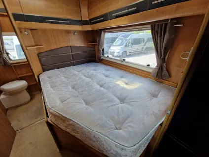 Auto-Trail Grande Frontier  2011