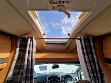 Auto-Trail Grande Frontier  2011