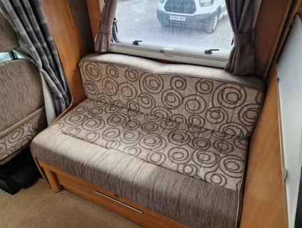 Auto-Trail Grande Frontier  2011