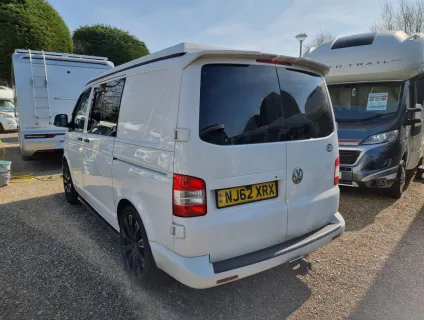 Volkswagen  Camper 2012