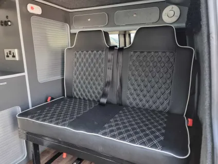 Volkswagen  Camper 2012