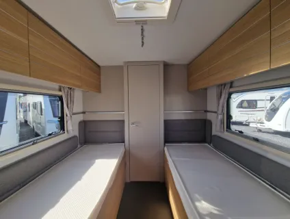 Adria Adora Seine 2022