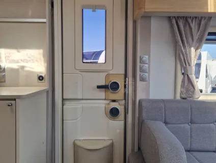 Adria Adora Seine 2022