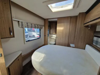 Coachman  VIP 575 2017