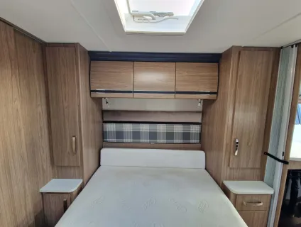 Coachman  VIP 575 2017