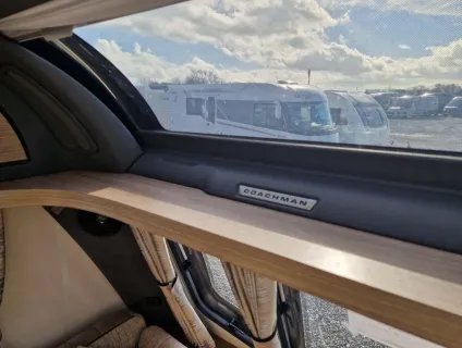 Coachman  VIP 575 2017