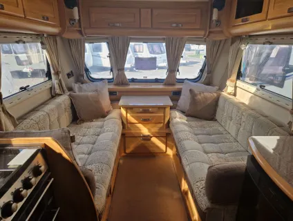 Fleetwood Heritage 490-2 2008
