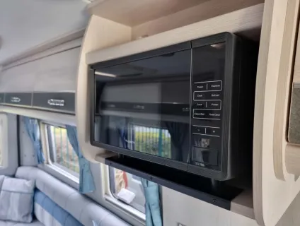 Auto-Sleepers  Warwick XL 2020