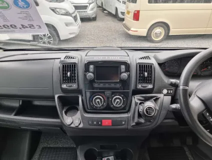 Auto-Sleepers  Warwick XL 2020