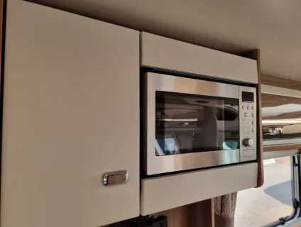 Bessacarr  400 412 2018