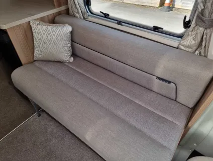 Bessacarr  400 412 2018
