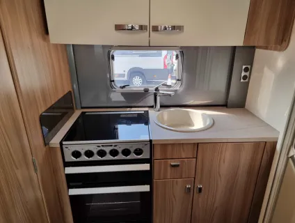 Bessacarr  400 412 2018