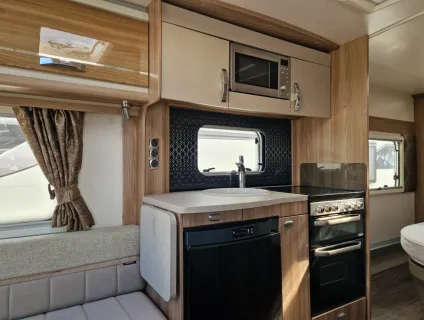 Swift Celeste 580SE 2019