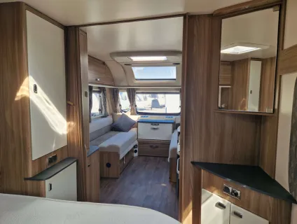 Swift Charisma 840 2021