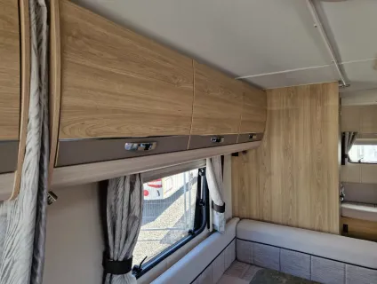 Elddis Avante 866 2018