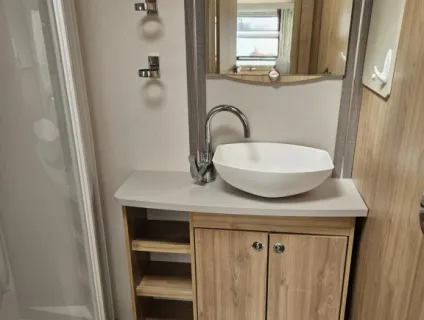 Elddis Avante GTS 482 2017