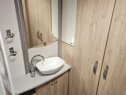 Elddis Avante GTS 482 2017