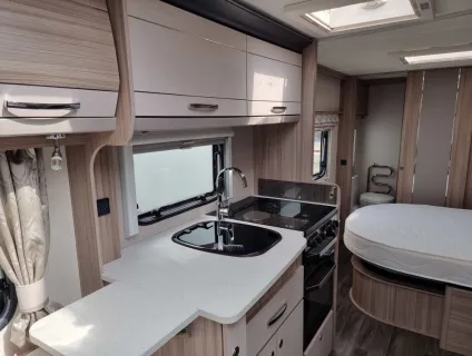 Coachman Pastiche 575 2019
