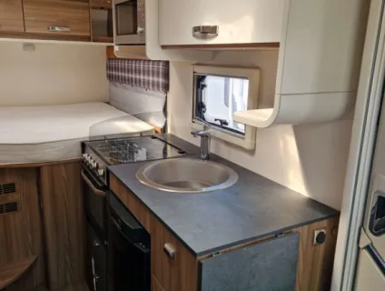 Swift Select Compact C205 2022