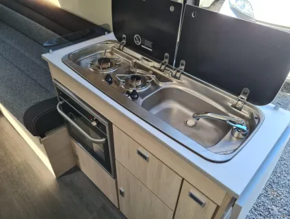 Auto-Trail Expedition 66 2021