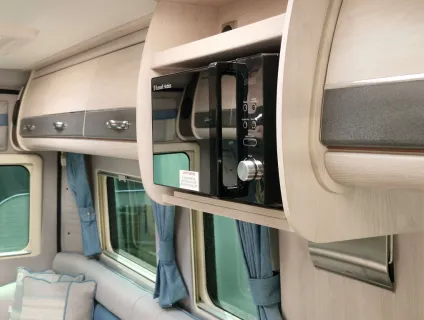 Auto-Sleepers  Warwick XL 2021