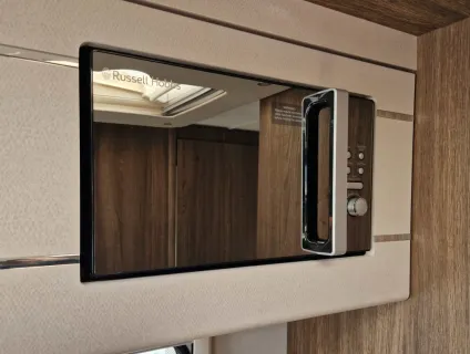 Compass Capiro 550 2023