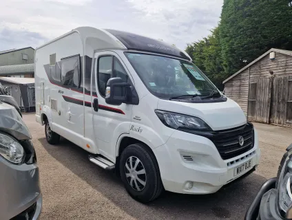 Swift Rio 310 2017
