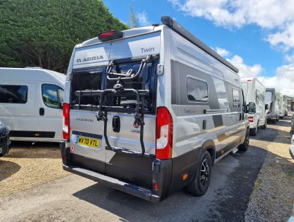 Adria  Twin Supreme 600 SPB 2021