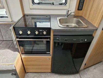 Bailey Discovery D4-4 2021