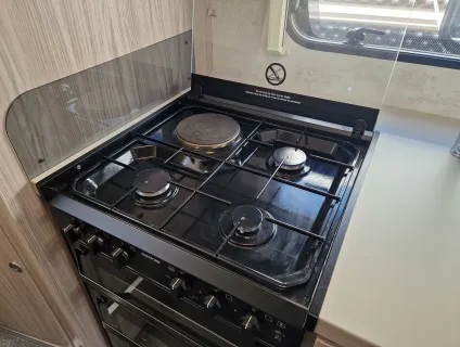 Elddis Magnum 194 2022