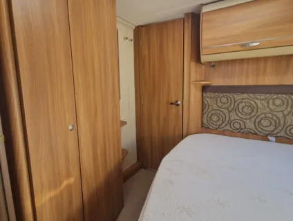 Swift Challenger 570 2011
