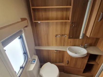 Swift Challenger 570 2011