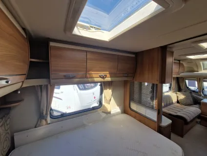 Swift Challenger 570 2011