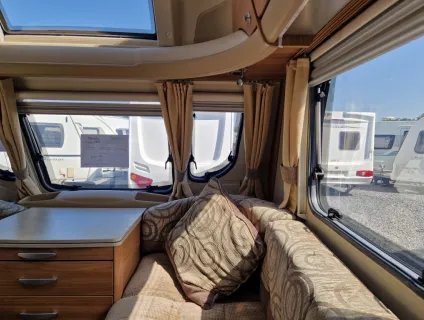 Swift Challenger 570 2011