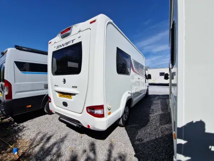 Swift Rio 320 2015