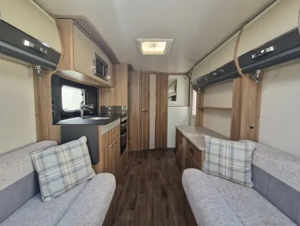 Swift Elegance 480 2021