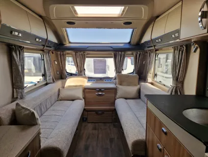 Swift Elegance 480 2021