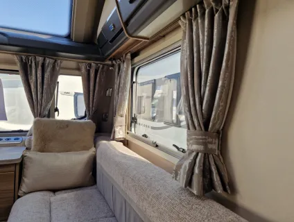 Swift Elegance 480 2021